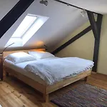Gruenderhaus Apartman *